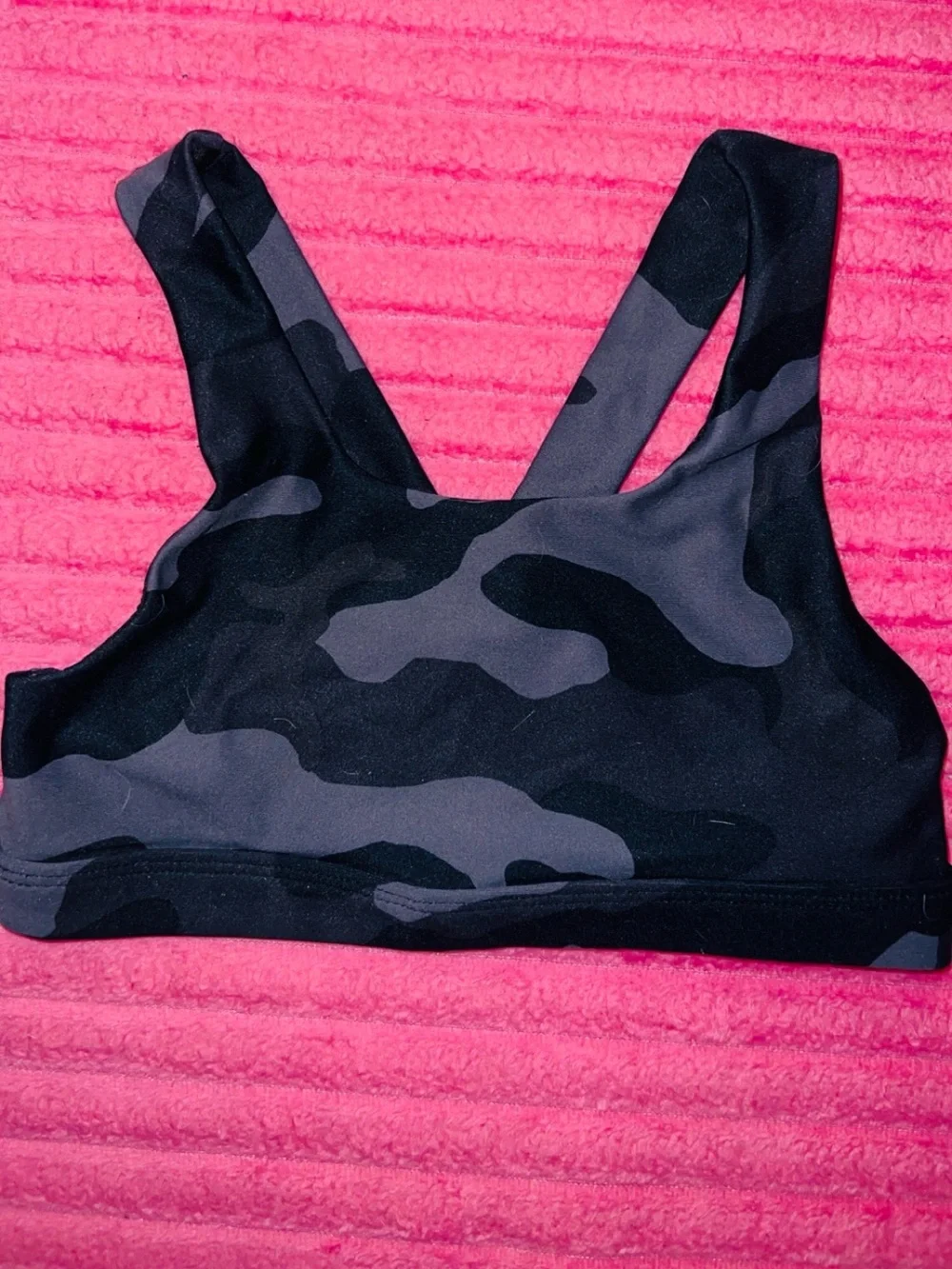 Old Navy Black and Gray Camo Sports Bra